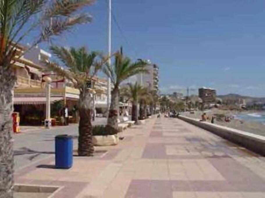 Beachside Apartment In The Centre Of El Campello Eksteriør billede