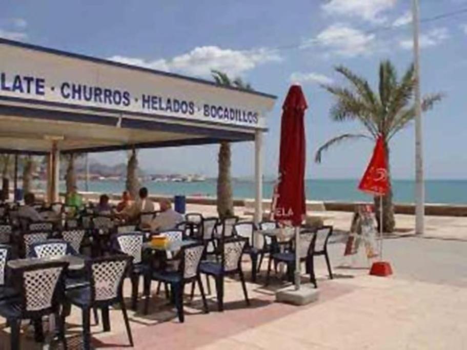 Beachside Apartment In The Centre Of El Campello Eksteriør billede